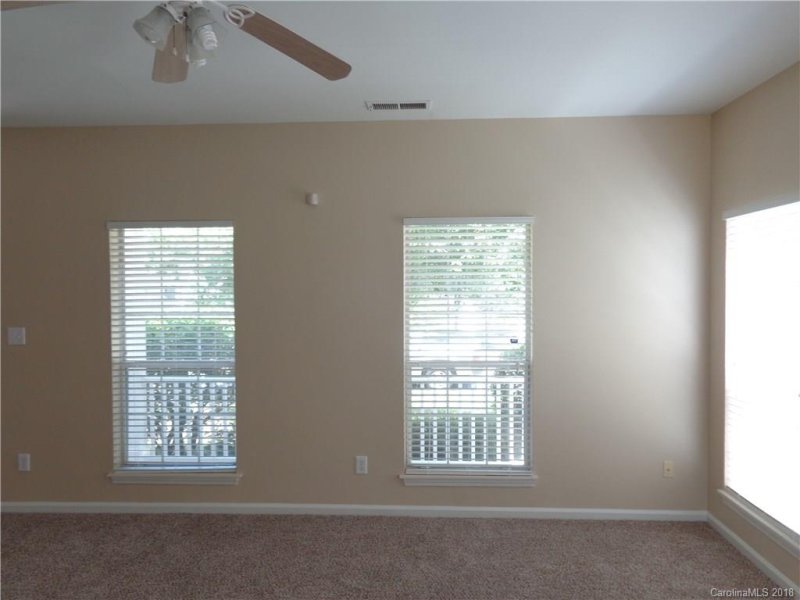 Property image 2 at 13220 Lampmeade Lane, Charlotte, NC 28273