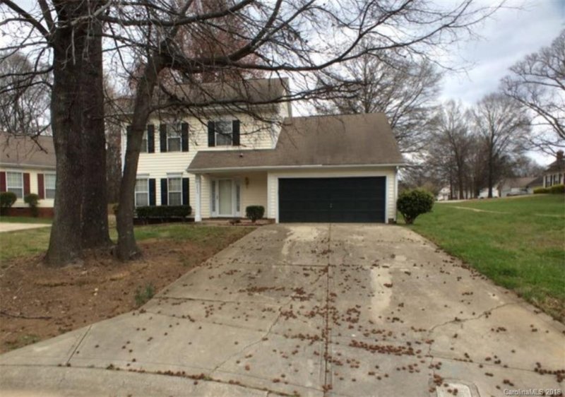 3222 Periwinkle Court