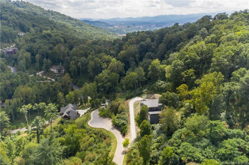 Property image 3 at 34 Grovepoint Way, Asheville, NC 28804