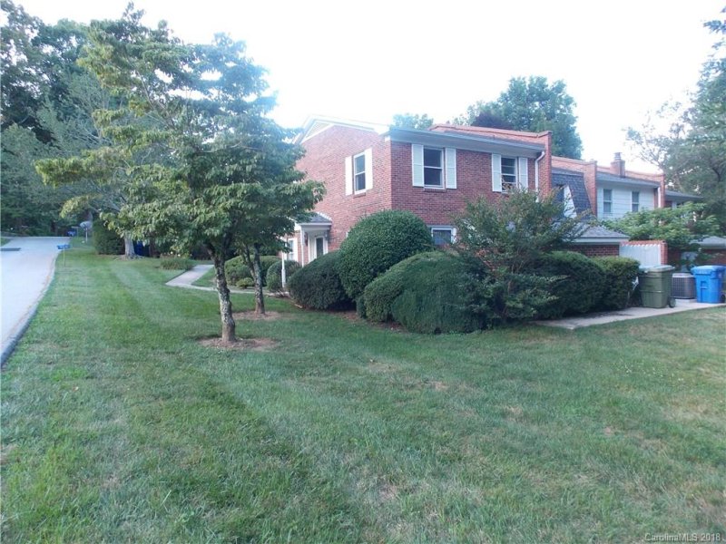 Property image 2 at 1411 Kensington Road, Hendersonville, NC 28791