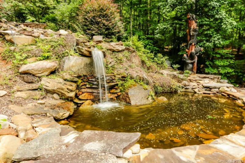 Property image 4 at 437 Kalmia Drive, Lake Lure, NC 28746