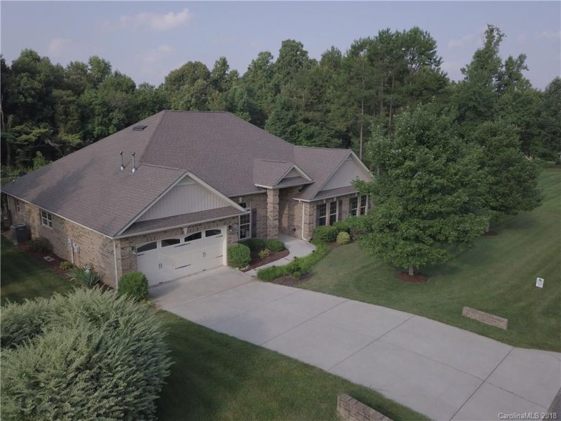 Property image 2 at 205 Mills Plantation Circle, Troutman, NC 28166