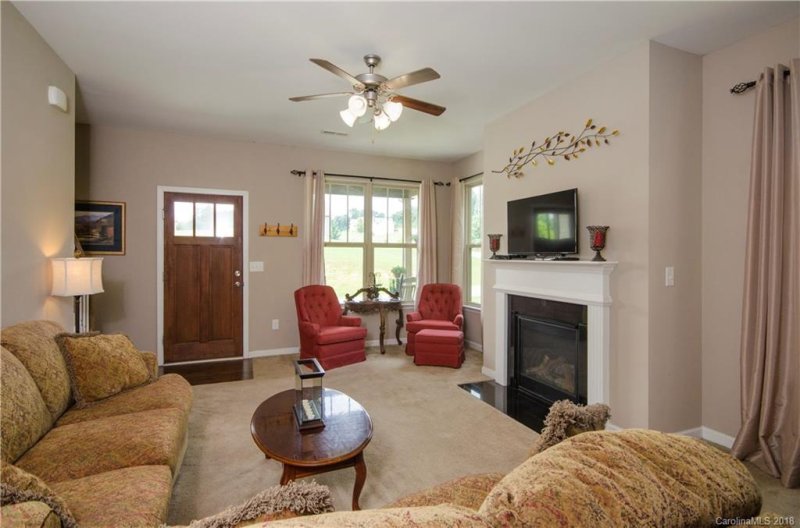 Property image 5 at 236 Beck Creek Circle, Flat Rock, NC 28731