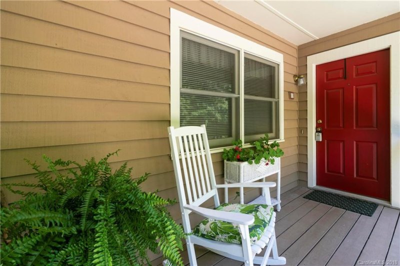 Property image 5 at 14 Willow Tree Run, Asheville, NC 28803