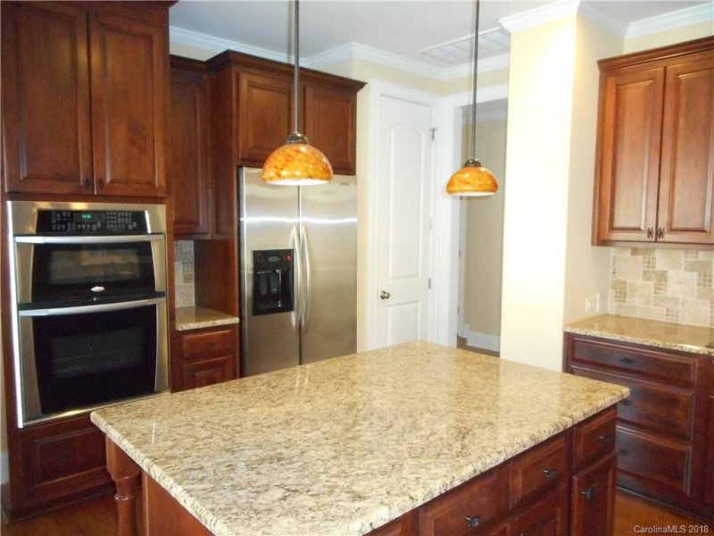 Property image 5 at 11704 Easthampton Circle, Charlotte, NC 28277
