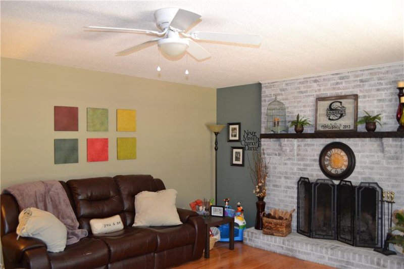 Property image 3 at 105 Royal Oak Court, Lenoir, NC 28645