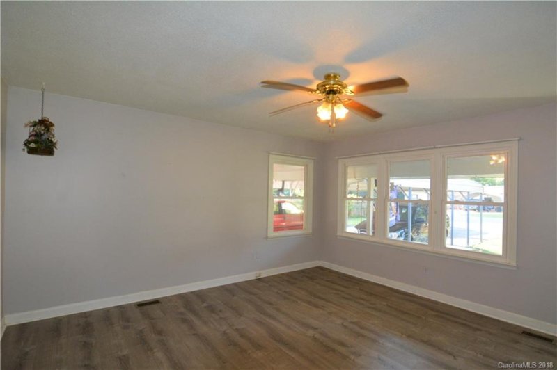 Property image 5 at 181 Crosswhite Lane, Statesville, NC 28625