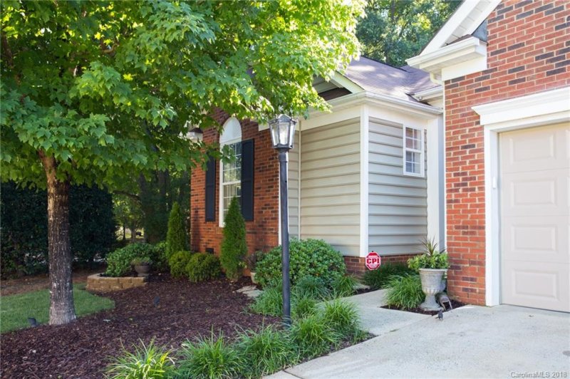 Property image 2 at 12032 Cartgate Lane, Charlotte, NC 28273