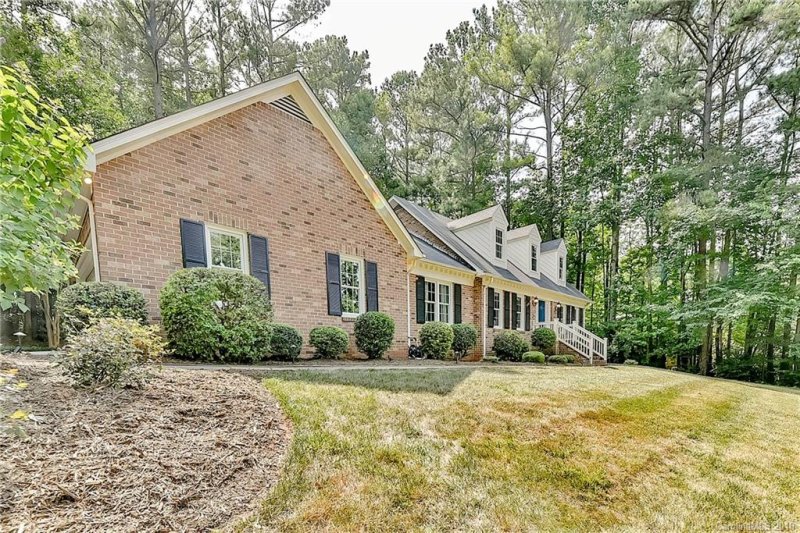 Property image 3 at 15208 Wyndham Oaks Drive, Charlotte, NC 28277