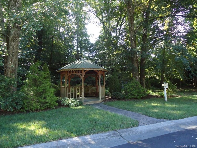 Property image 3 at 64 Fairway View Drive, Etowah, NC 28729