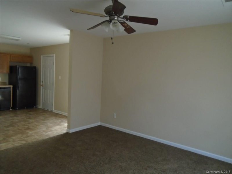 Property image 2 at 3550 Crestridge Drive, Charlotte, NC 28217