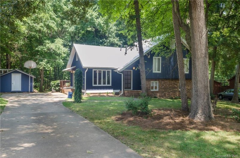 Property image 3 at 13805 Idle Drive, Matthews, NC 28105