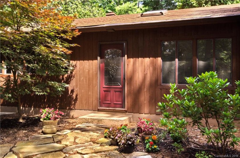 Property image 3 at 20 Blackwood Road, Asheville, NC 28804