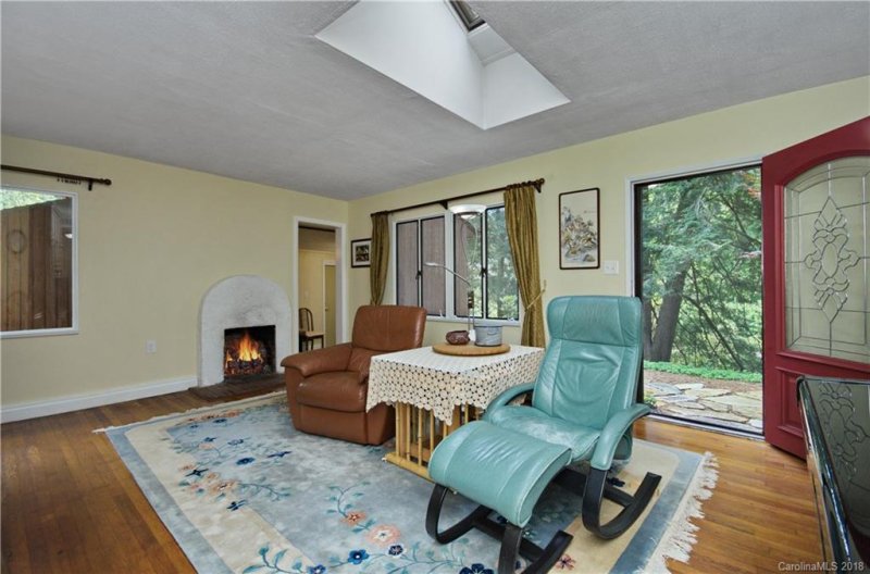 Property image 5 at 20 Blackwood Road, Asheville, NC 28804