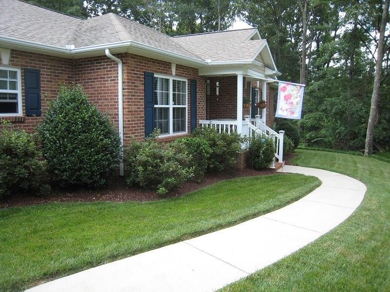 Property image 4 at 202 Laurel Court, Hildebran, NC 28637