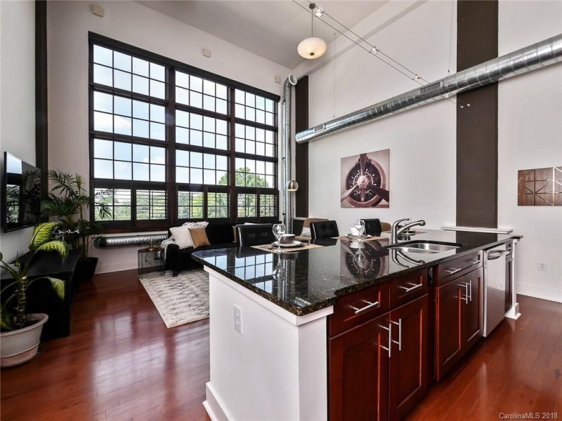 Property image 4 at 715 Graham Street, Charlotte, NC 28202