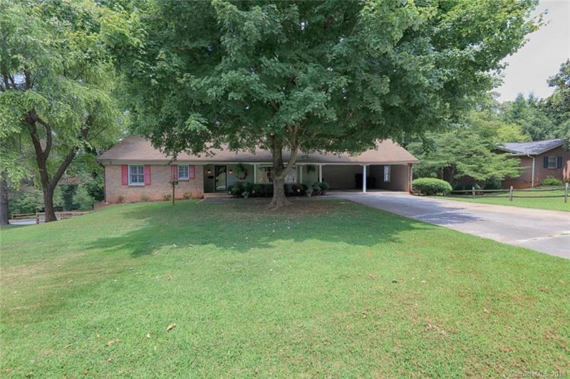Property image 2 at 551 Stoneybrook Road, Statesville, NC 28677