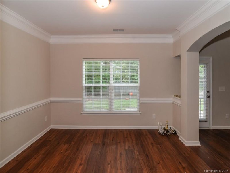 Property image 3 at 6307 Sackett Way, Charlotte, NC 28269