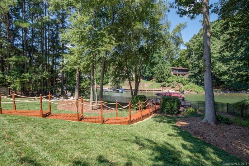 Property image 5 at 21236 Blakely Shores Drive, Cornelius, NC 28031