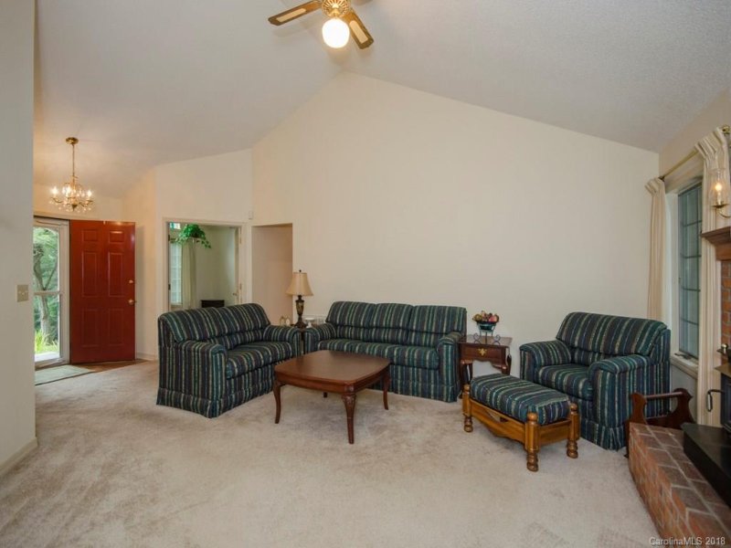 Property image 3 at 43 Foxwood Drive, Waynesville, NC 28785