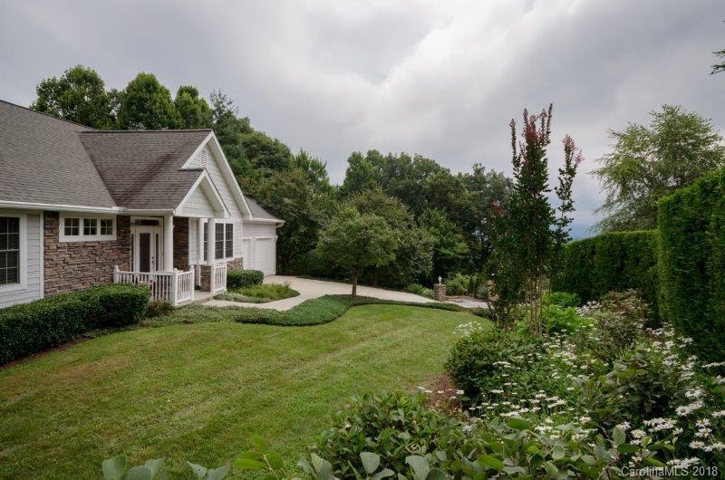 Property image 2 at 105 Spring Path, Hendersonville, NC 28739