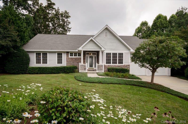 Property image 3 at 105 Spring Path, Hendersonville, NC 28739