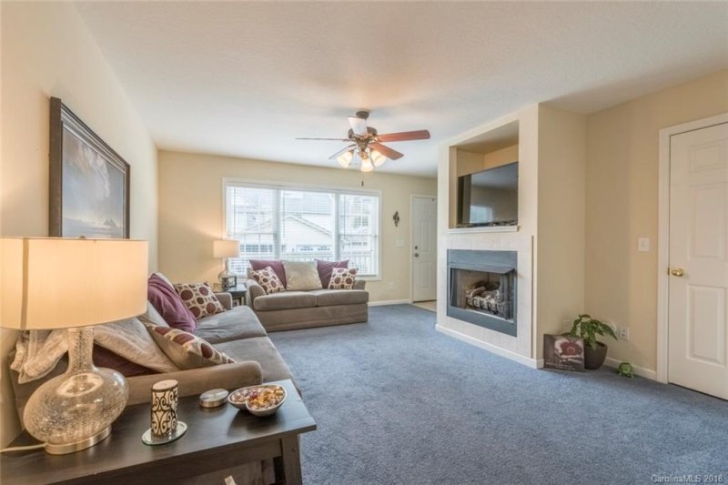 Property image 2 at 44 Rotunda Circle, Asheville, NC 28806