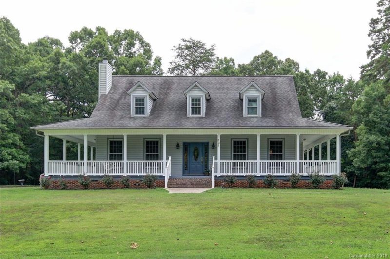 Property image 5 at 131 Grayrock Drive, Statesville, NC 28677