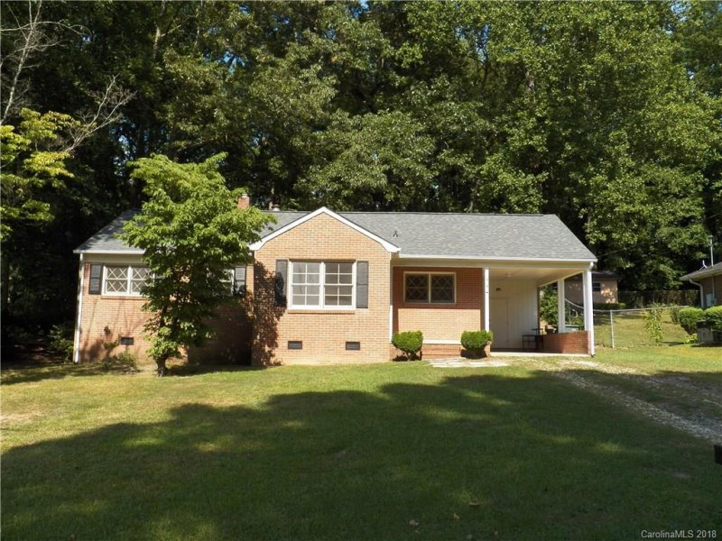 Property image 2 at 1906 Elmwood Drive, Gastonia, NC 28054