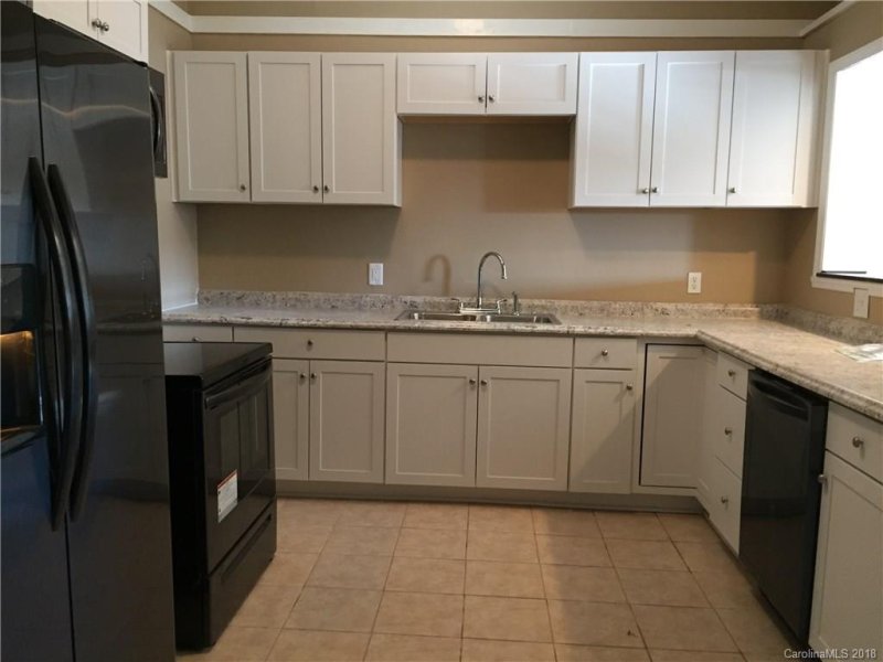 Property image 3 at 82 Dellinger Avenue, Gastonia, NC 28054