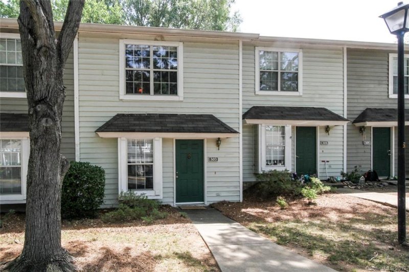 303 Heritage Parkway