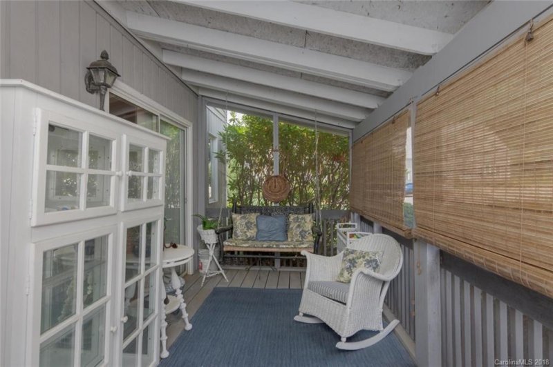 Property image 3 at 4 Lynx Drive, Black Mountain, NC 28711