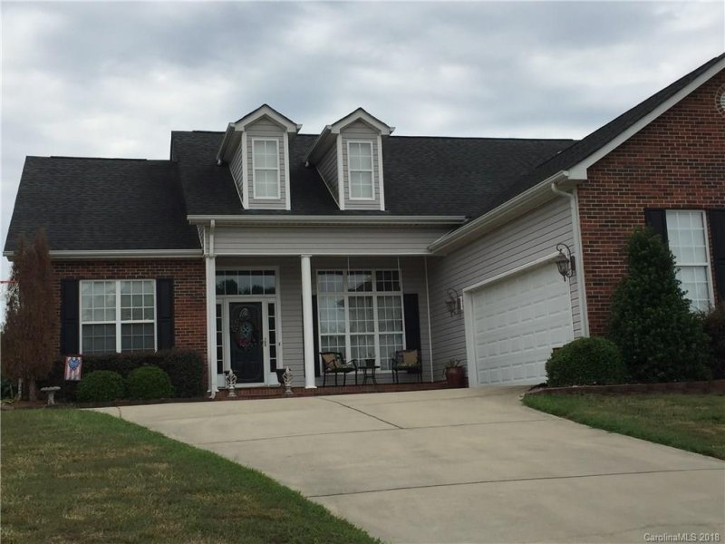 Property image 2 at 546 Scarlet Leaf Lane, Oakboro, NC 28129