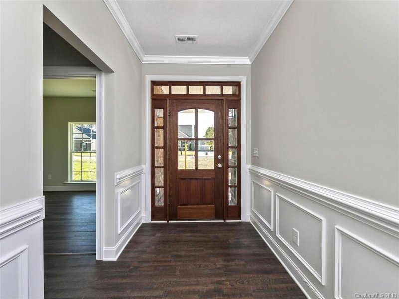 Property image 2 at 127 Coral Rutledge Drive, Mount Holly, NC 28120