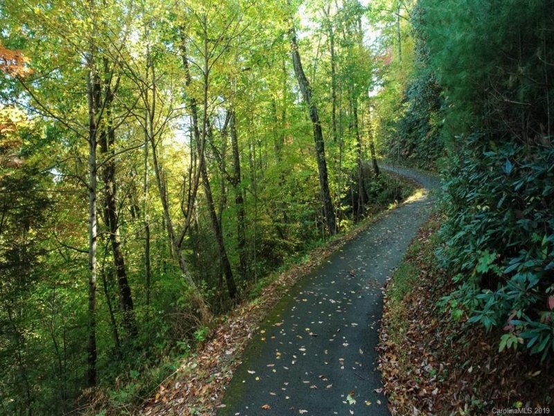 Property image 4 at 26 Bear Vista Trail, Waynesville, NC 28785