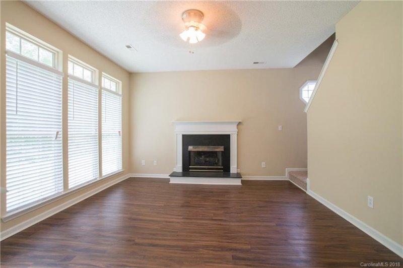 Property image 5 at 808 Morning Glory Drive, Charlotte, NC 28262