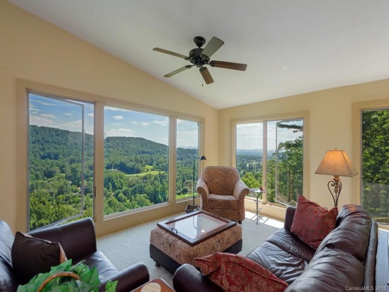 Property image 5 at 506 Davis Mountain Road, Hendersonville, NC 28739