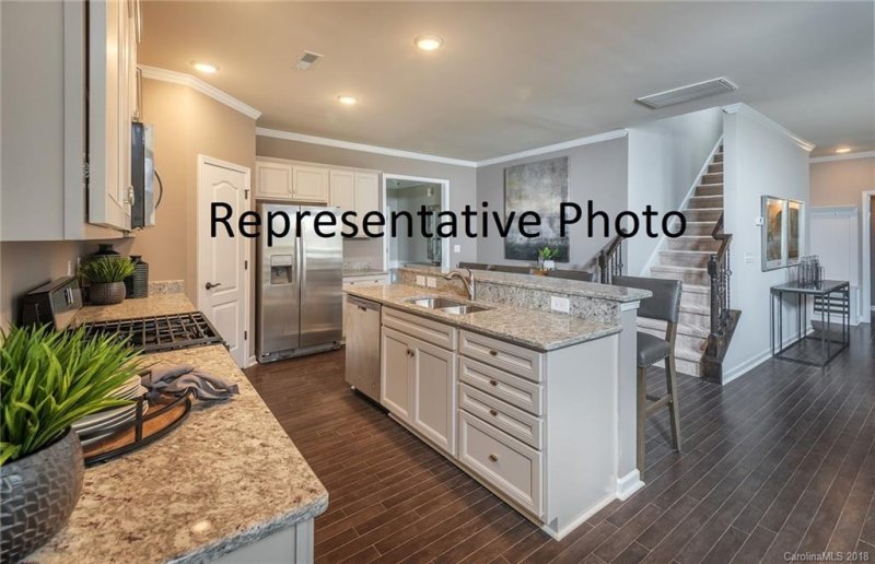 Property image 5 at 456 Twelve Oaks Lane, Fort Mill, SC 29708