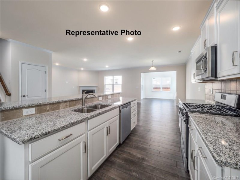 Property image 5 at 444 Twelve Oaks Lane, Fort Mill, SC 29708