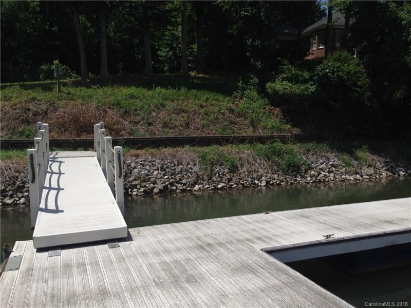 Property image 4 at 2678 Trent Pines Court, Sherrills Ford, NC 28673