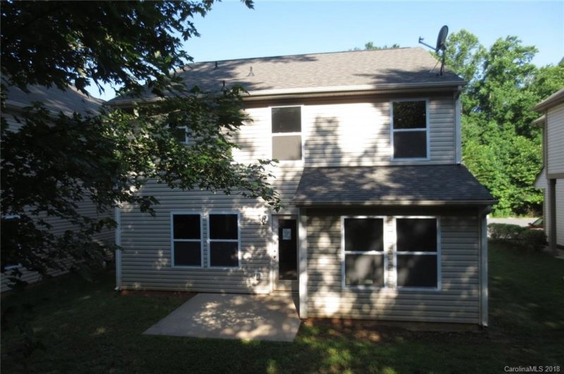 Property image 2 at 1072 Joselynn Drive, Gastonia, NC 28054