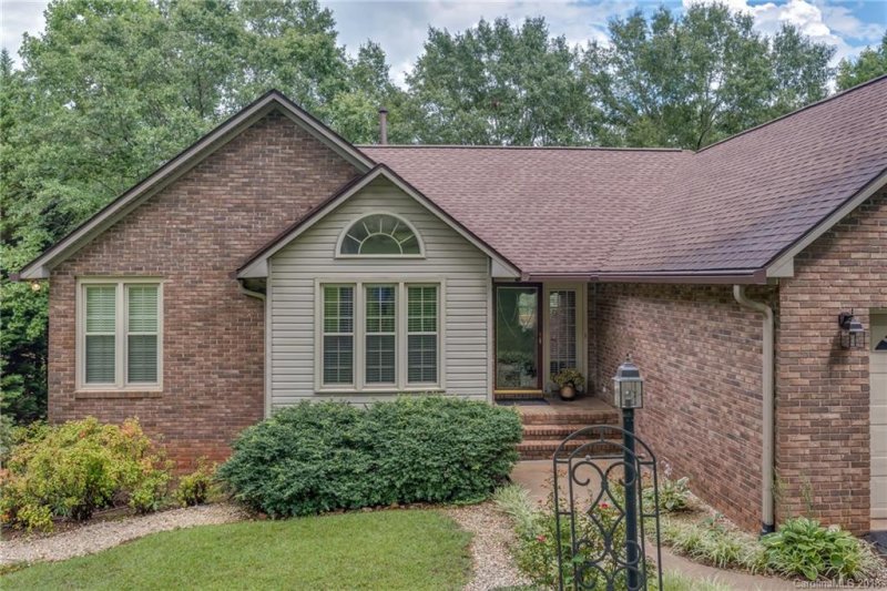 Property image 3 at 107 Englewood Drive, Inman, SC 29349