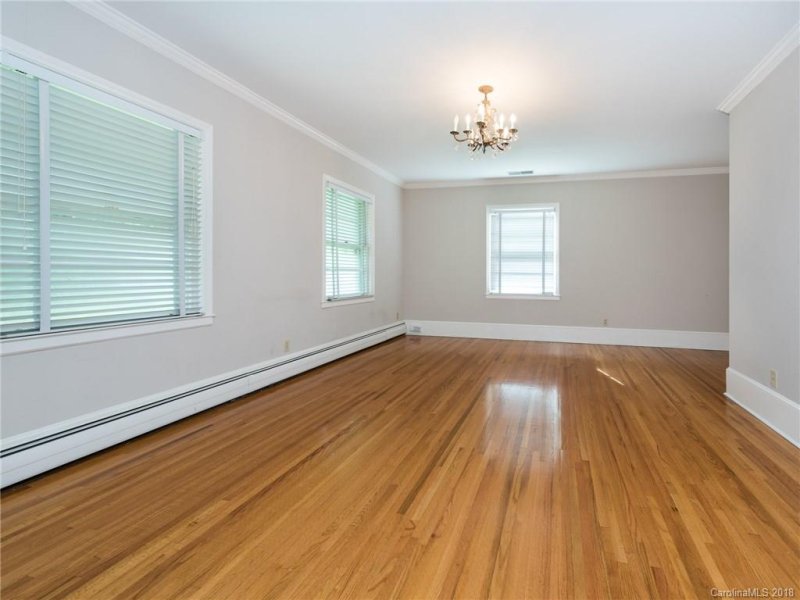 Property image 2 at 1235 Lynbrook Drive, Charlotte, NC 28211