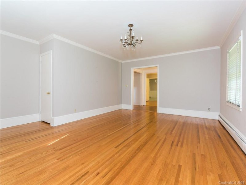 Property image 3 at 1235 Lynbrook Drive, Charlotte, NC 28211