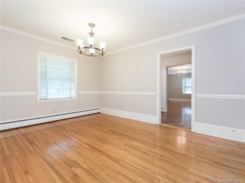 Property image 5 at 1235 Lynbrook Drive, Charlotte, NC 28211