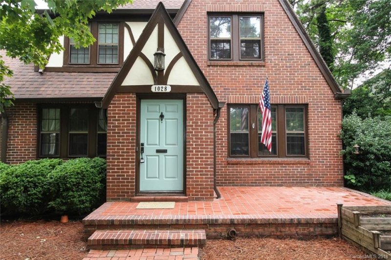 Property image 2 at 1028 S Belvedere Avenue, Gastonia, NC 28054