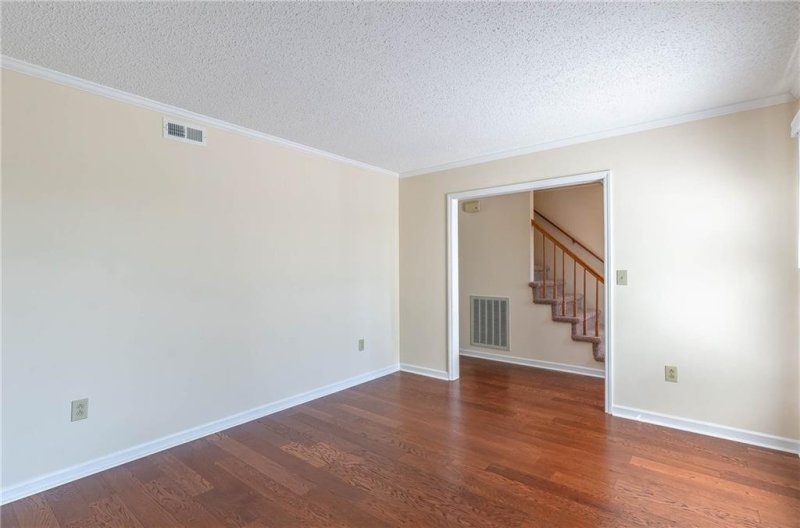 Property image 3 at 6077 Gold Creek Estate Drive, Hickory, NC 28601