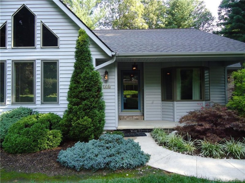 Property image 2 at 114 Glengary Drive, Flat Rock, NC 28731