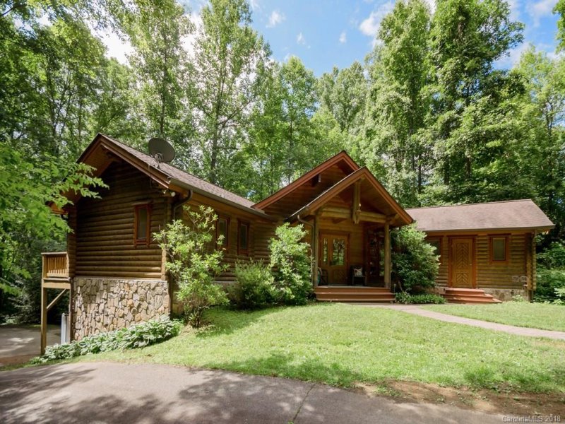 Property image 2 at 70 Ladyslipper Lane, Waynesville, NC 28786
