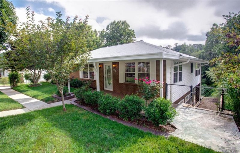 Property image 4 at 23 Grandview Circle, Asheville, NC 28806